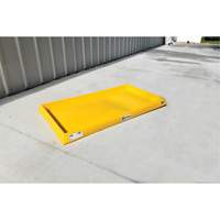 Ultra-Containment Tray&reg;, 54" L x 29.8" W x 3.5" H, 16.5 US gal. Spill Capacity Pryde Industrial Inc.