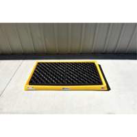 Ultra-Containment Tray&reg;, 54" L x 29.8" W x 3.5" H, 14 US gal. Spill Capacity Pryde Industrial Inc.