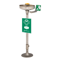 Poste de douche oculaire/faciale Axion, Installation Socle, Bol Acier inoxydable Pryde Industrial Inc.