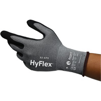 Gants anti-coupures HyFlex 11-571, Taille 5, Calibre 15, Rev&ecirc;tement Nitrile, Enveloppe en Nylon/PEHP/Spandex, ASTM ANSI niveau A4/EN 388 niveau D Pryde Industrial Inc.