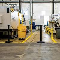 Ensemble de montants industriels avec chaîne en plastique, Hauteur de 37", Rouge Pryde Industrial Inc.