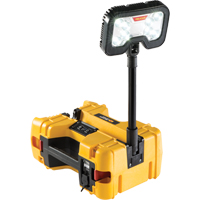 Syst&egrave;mes d'&eacute;clairage &agrave; distance 9480, DEL, 41,1 W, 4000 lumens, Boîtier en Plastique Pryde Industrial Inc.